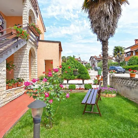Fuer 2 Personen Ca 30 Qm In Novigrad, Istrien Istrische Riviera Apartment Karpinjan