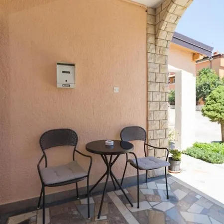 Apartment Fuer 2 Personen Ca 30 Qm In Novigrad, Istrien Istrische Riviera Karpinjan